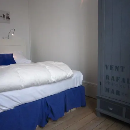 Spacious Holiday In France With Sea View Сasa de vacaciones *